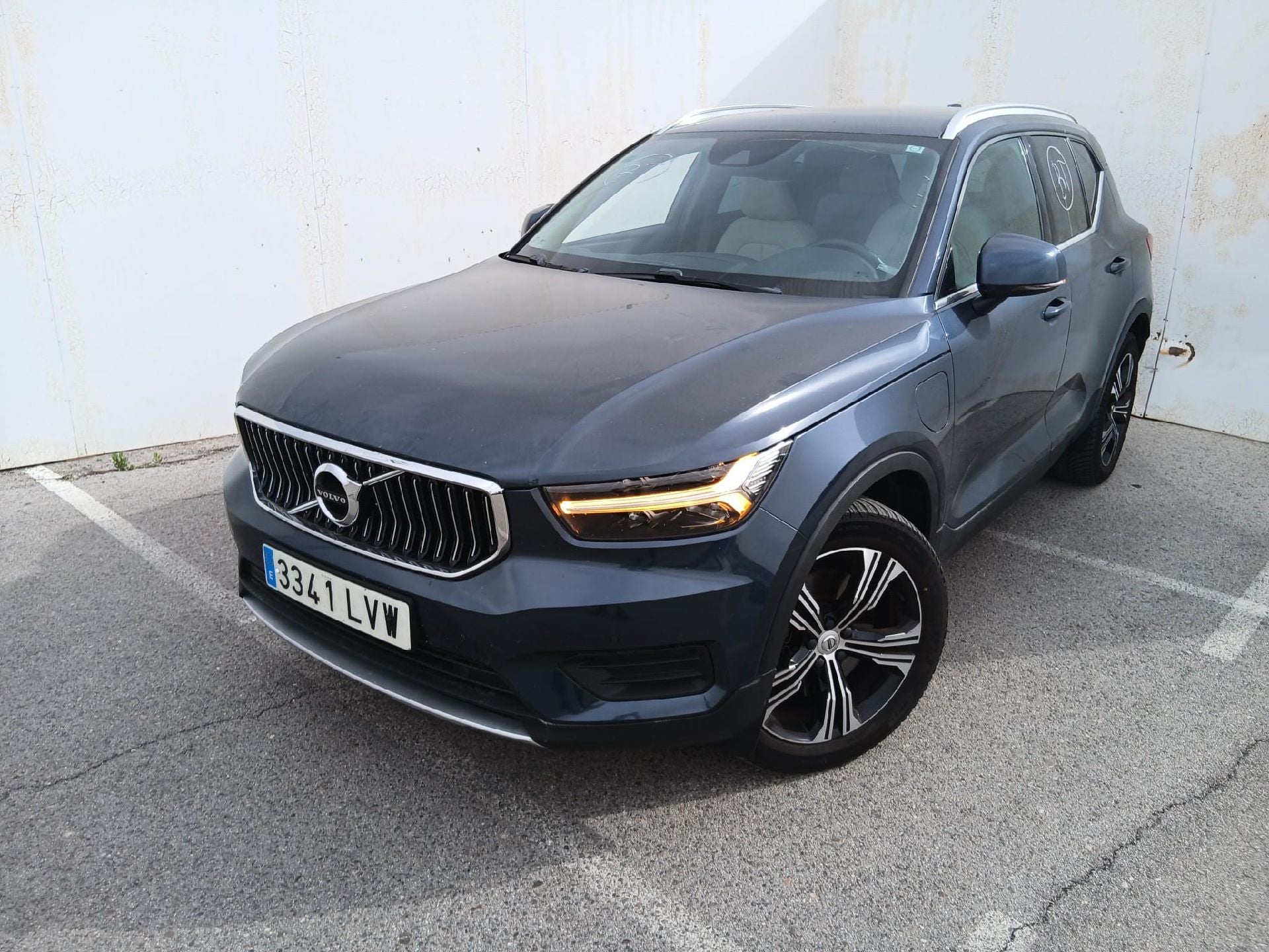 VOLVO XC40 / 2022 / 5P / todoterreno 1.5 T5 Twin Recharge Inscription Auto