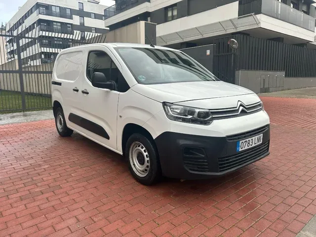 CITROËN Berlingo / 2021 / Manual / Diesel