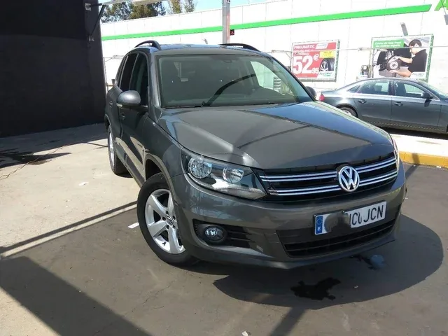 VOLKSWAGEN Tiguan 2015 110cv