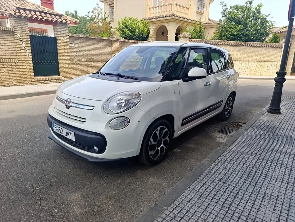 FIAT 500L Living / 2017 / Automático / 7 plazas Diesel