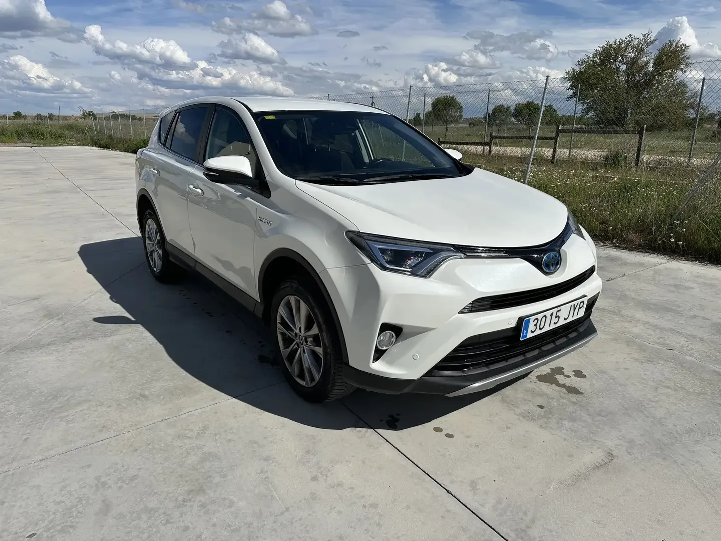 TOYOTA RAV4 / 2017 / Automático / 2.5 Advance + Pack Drive 42 e-CVT Híbrido