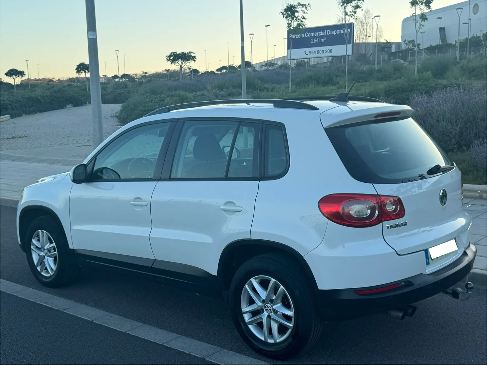 VOLKSWAGEN Tiguan / 2009 / Manual / Diesel
