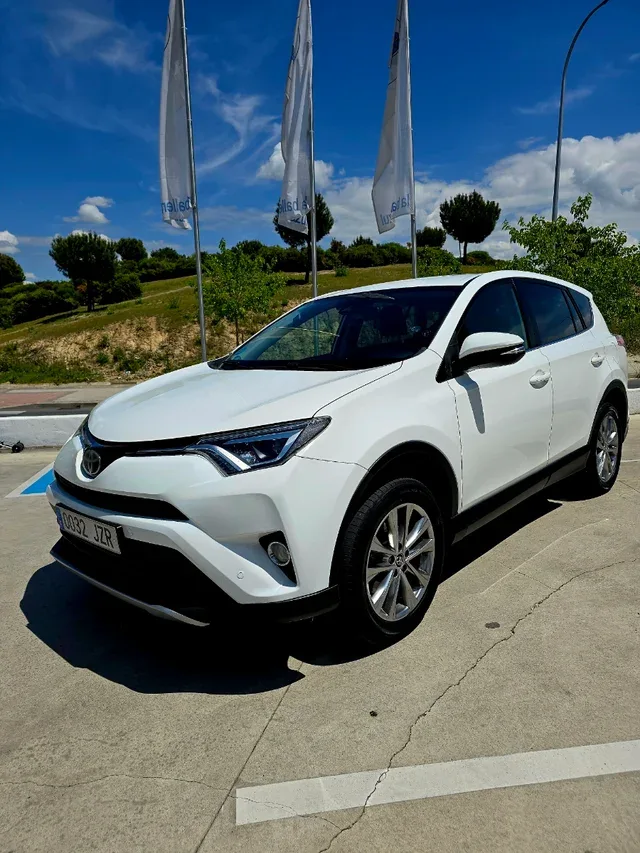 TOYOTA RAV4 / 2017 / Manual / 2.0 Diesel