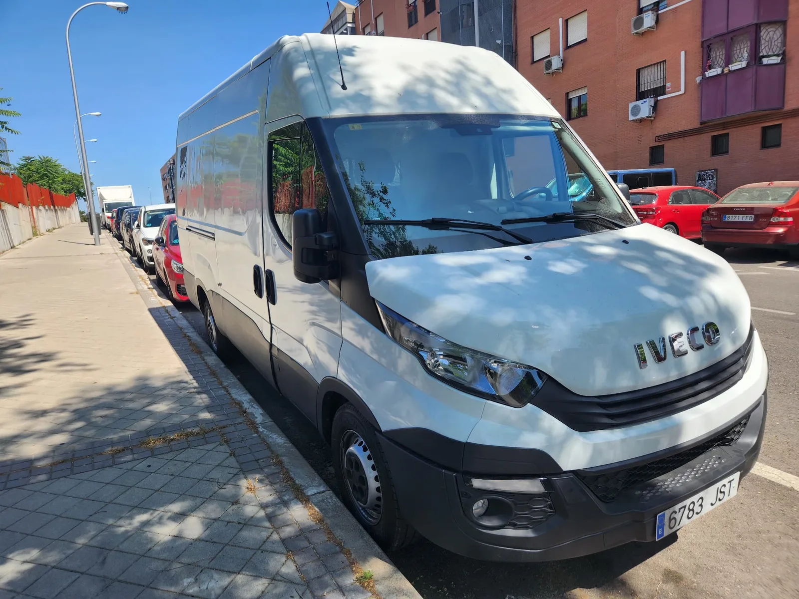 IVECO daily / 2016 / Manual / 136 Diesel