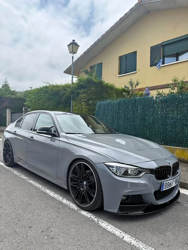 BMW 320d / 2015 / Automático / F30 Diesel