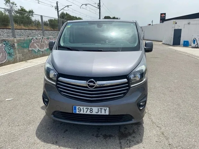 OPEL Vivaro 2016 9 Plazas
