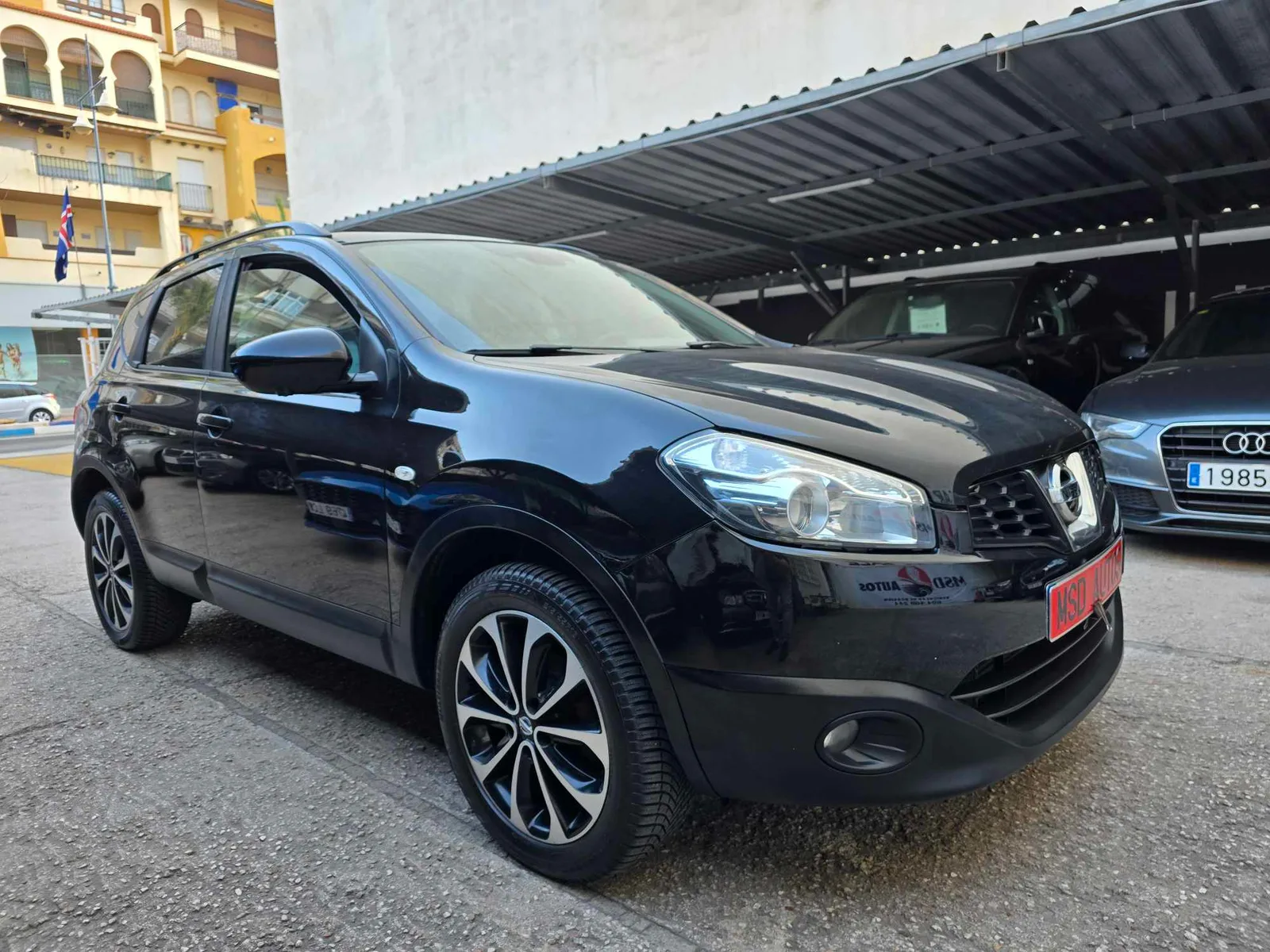 NISSAN Qashqai / 2013 / Manual / Diesel