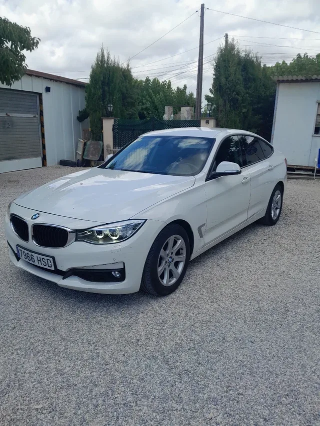 BMW Serie / 2013 / Manual / 3 Diesel
