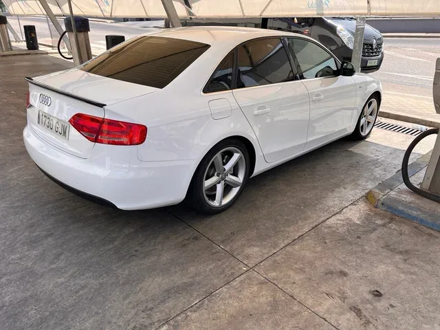 AUDI A4 / 2010 / Manual / 211cv Gasolina